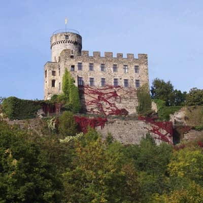 Ferienwohnung - Burg Pyrmont - Ellenz-Poltersdorf / Mosel