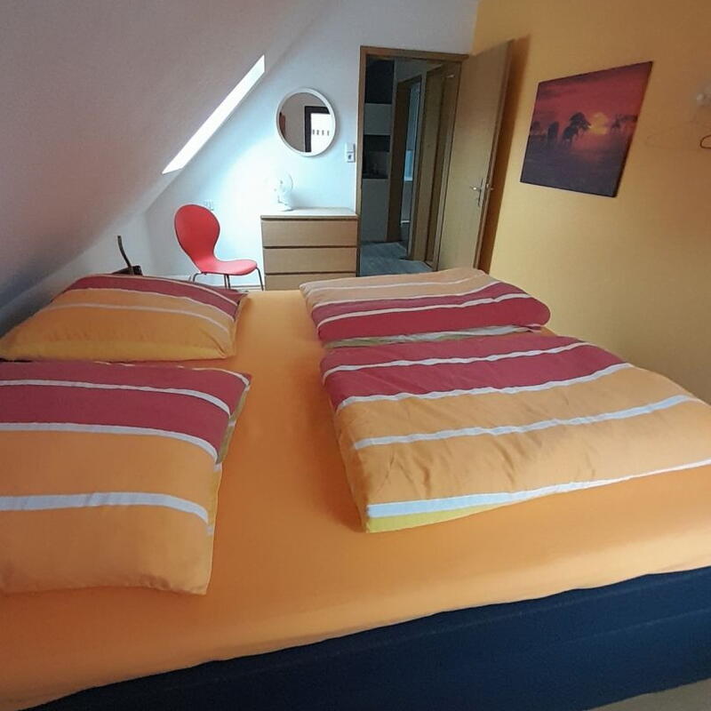 Ferienwohnung - Schlafzimmer - Ellenz-Poltersdorf / Mosel