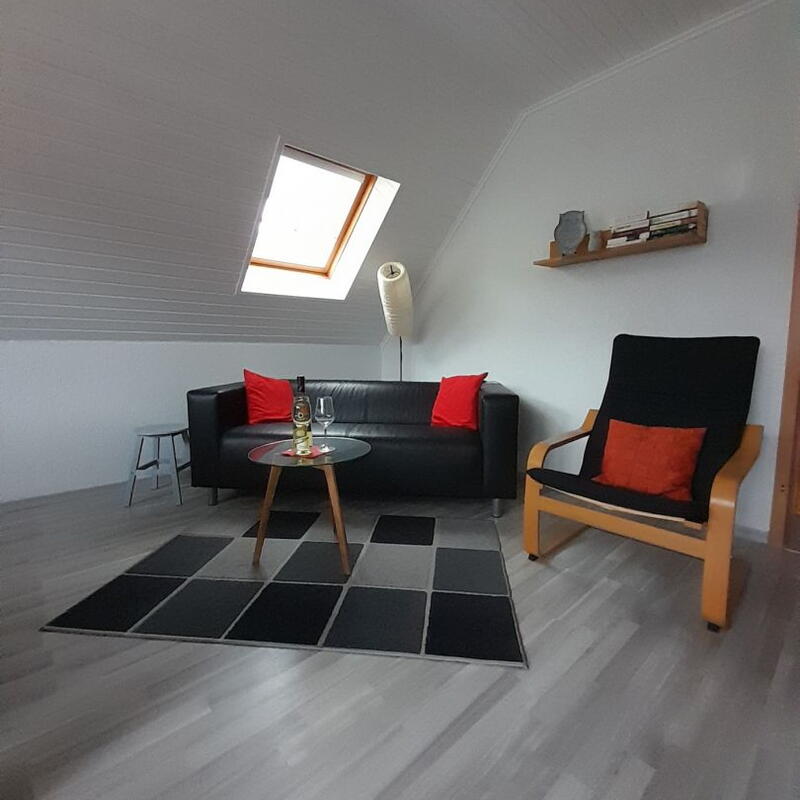 Ferienwohnung - Wohnzimmer - Ellenz-Poltersdorf / Mosel